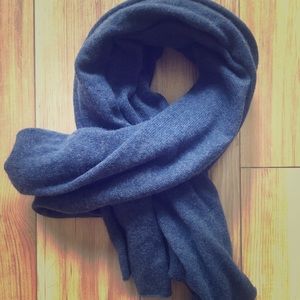 Halogen Cashmere Scarf 🧣